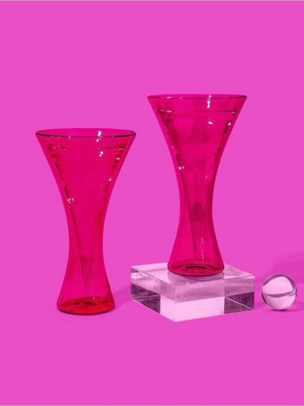 Barbie x Dragon ~ Hot Pink Hourglass Cocktail Glasses - Set of 2 - Picture 2 of 6